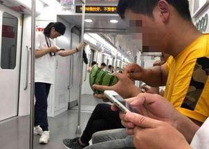 地铁p图吃瓜,揭秘网络热图的背后故事