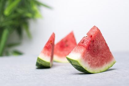 梦见吃瓜了,揭秘吃瓜背后的神秘寓意