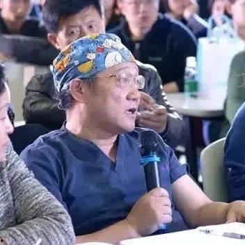 华西教授吃瓜视频,揭秘校园生活趣味瞬间